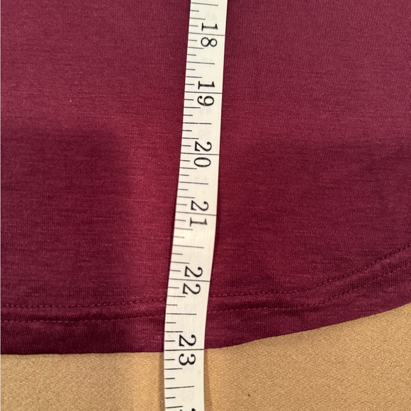 Lucidus Burgundy Lightweight Mock Turtleneck- Size Medium- NWT - Picture 9 of 9